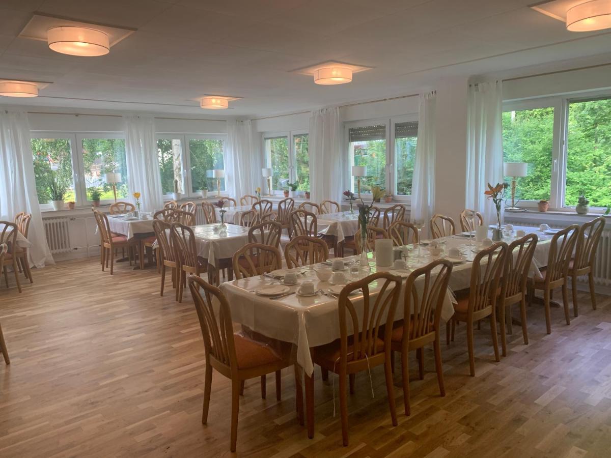 Hotel Landgasthof Simon Waldrach ภายนอก รูปภาพ