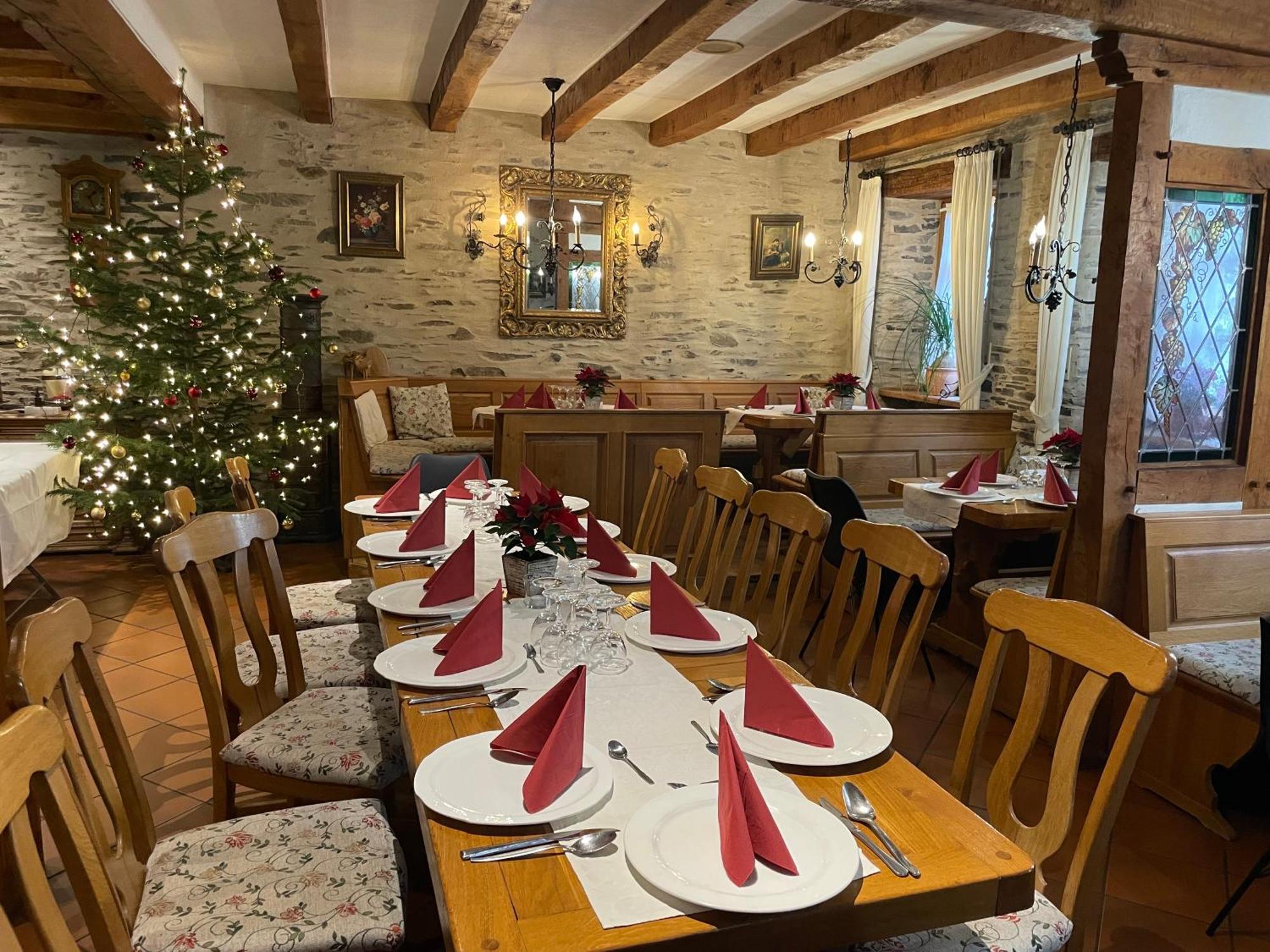 Hotel Landgasthof Simon Waldrach ภายนอก รูปภาพ