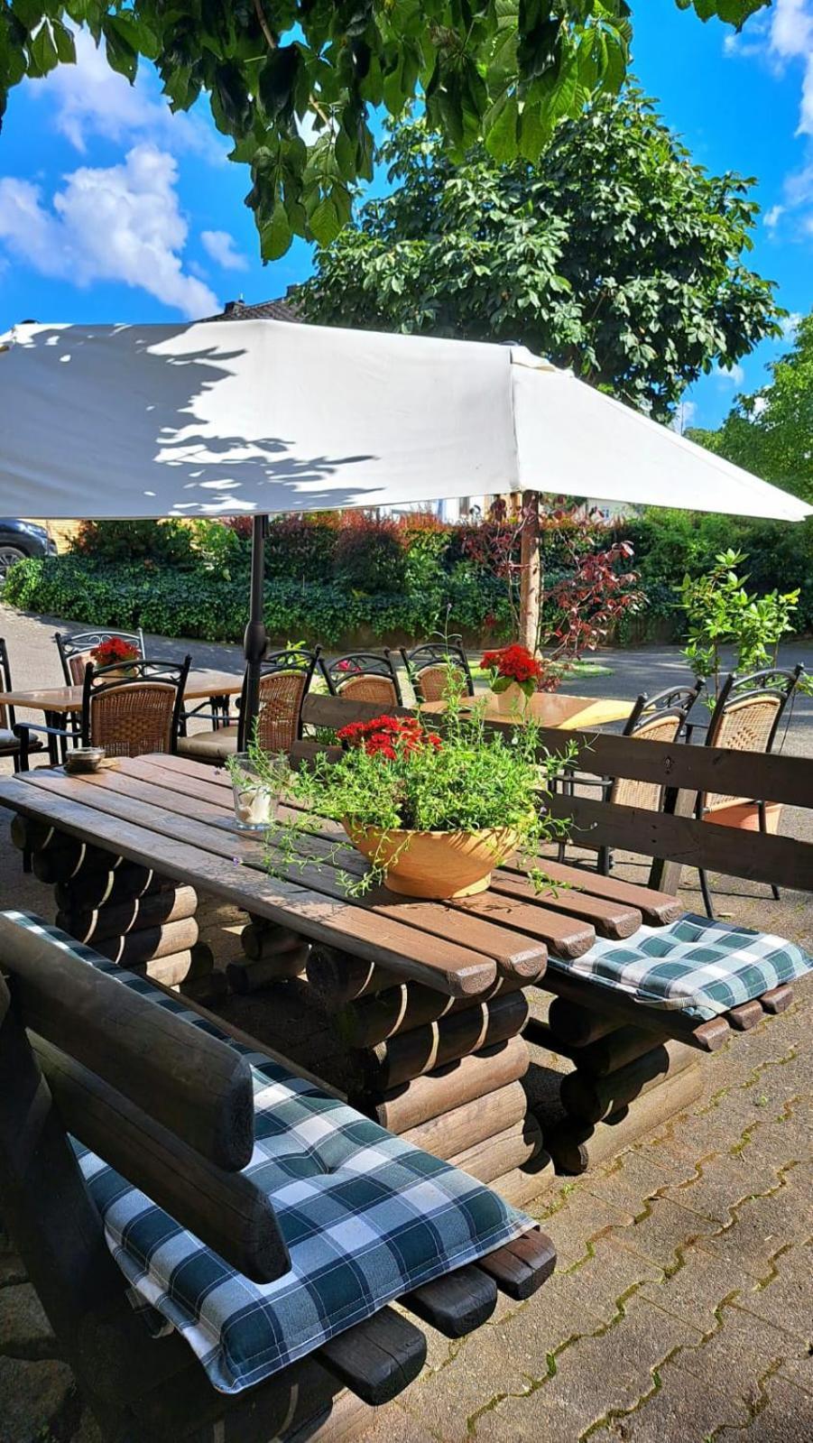 Hotel Landgasthof Simon Waldrach ภายนอก รูปภาพ